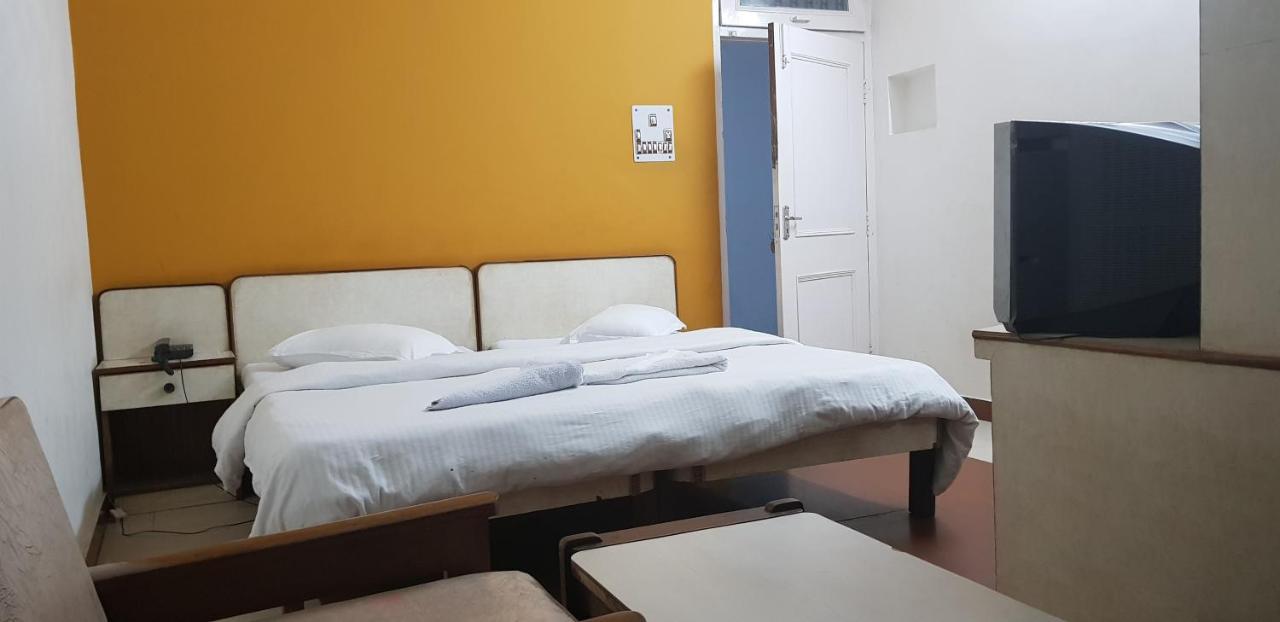 Hotel Midtown Haridwār Zewnętrze zdjęcie