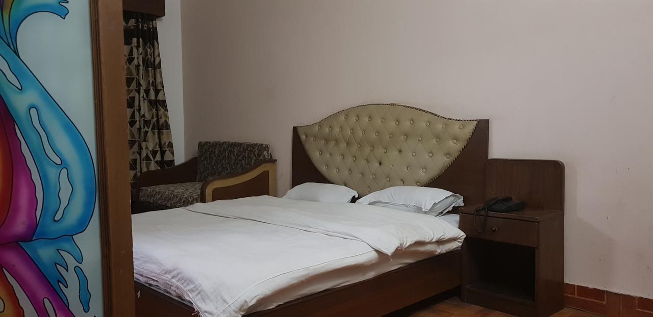 Hotel Midtown Haridwār Zewnętrze zdjęcie